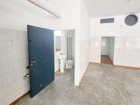 Local en Venta 30 años