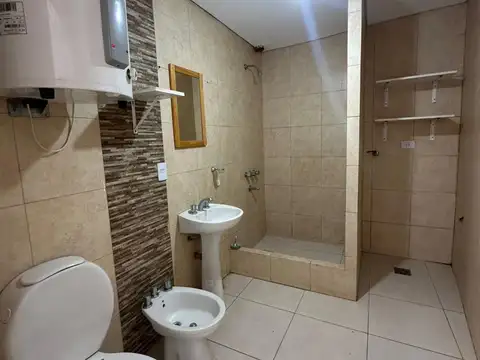 Departamento en Alquiler en Caseros, $ 850.000