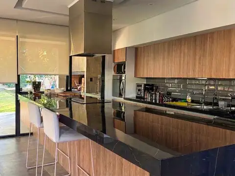 Casa en Venta en La Vacherie, 3 hab + escritorio