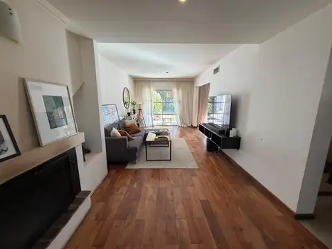 Casa en Alquiler de 3 dormitorios