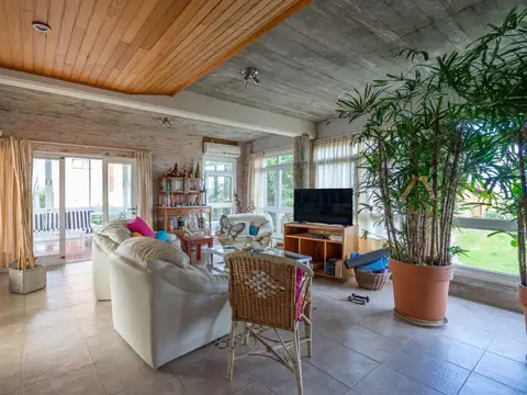 Casa en Alquiler Temporal en Pinamar, USD 4.500