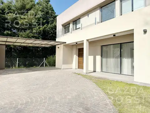 Casa en Venta en Los Naranjos, USD 280.000