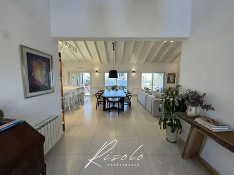 Casa en Venta al Este