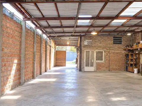 Galpon en Venta en Echesortu, USD 140.000