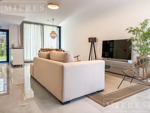 Casa en Venta en Rincon de Milberg, USD 240.000