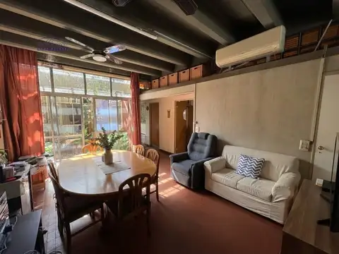 Depto Tipo Casa en Venta con 1 cocheras