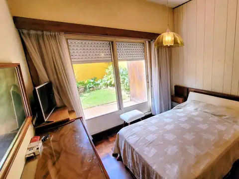 Depto Tipo Casa en Venta en Versalles, USD 159.900