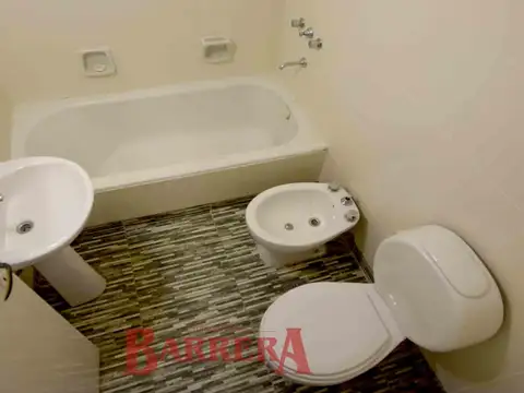 Depto Tipo Casa 2 ambientes con 1 baño