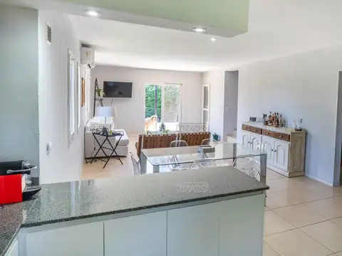 Casa en Venta al Este