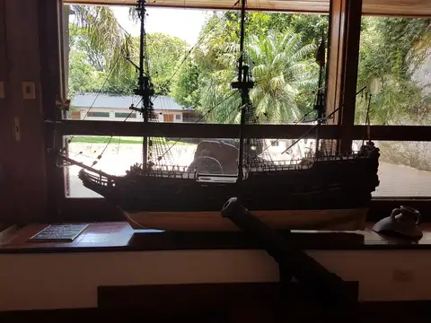 Casa en Venta con 1 cochera