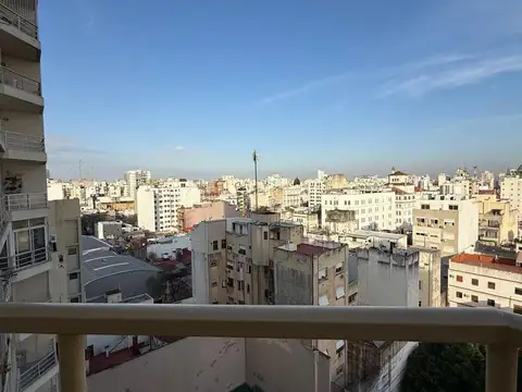 Departamento en Alquiler en Balvanera, $ 800.000