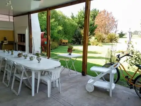 Av Jorge Newbery 5005