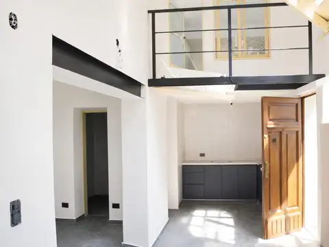 Excelente PH de tres ambientes ubicado en una zona privilegiada de San Telmo.