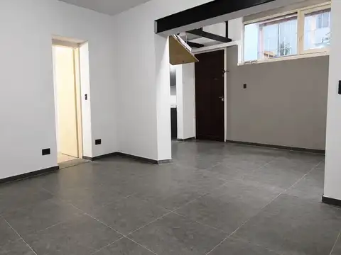 Depto Tipo Casa en Venta en San Telmo, USD 119.000