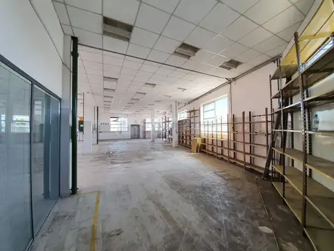 Galpon en Alquiler en Valentin Alsina, USD 4.400