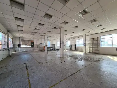 Galpon en Alquiler en Valentin Alsina, USD 4.400