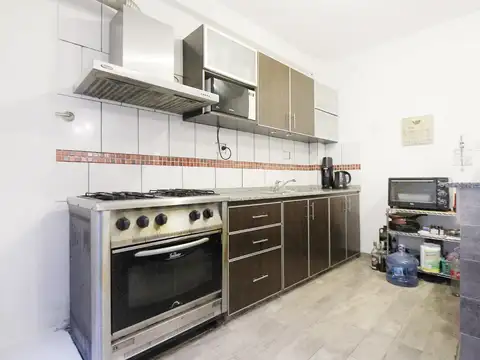 Depto Tipo Casa 4 ambientes con 2 baños