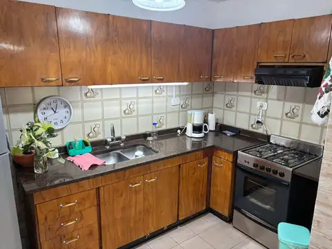 Departamento 5 ambientes con 1 baño