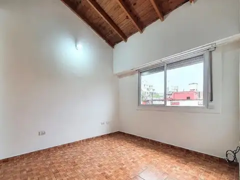 Depto Tipo Casa en Venta de 1 dormitorio