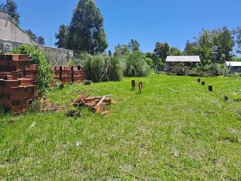 VENTA LOTE con MEJORAS LISTO PARA CONSTRUIR-800 M2-EXALTACIÓN DE LA CRUZ BºSAKURA calle QUIROGA 100