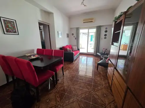 GUEMES 4000, VENTA DEPARTAMENTO DE CUATRO AMBIENTES CON DOS PATIOS