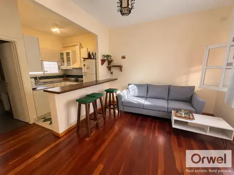 Depto Tipo Casa 3 ambientes con 2 baños