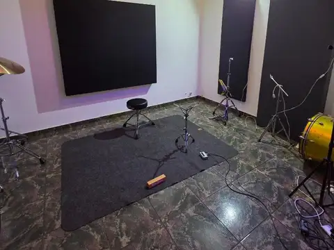 VENTA! CASA 4 AMB EN PH AL FRENTE EN MARMOL!