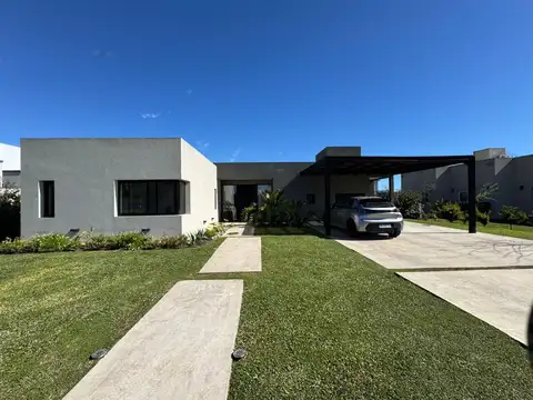 CASA EN VENTA PRADOS DEL OESTE