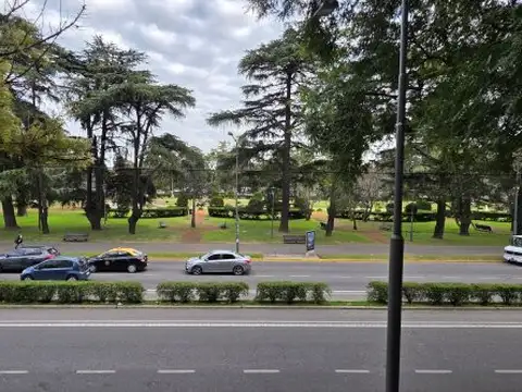AV. PELLEGRINI 2300