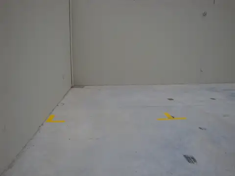 COCHERA FIJA  DESCUBIERA