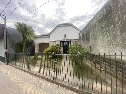 Casa en Venta en Villa Elisa, USD 600.000
