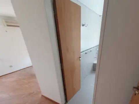 VENTA CASA EN ARGUELLO 3 DORMITORIOS CON PILETA