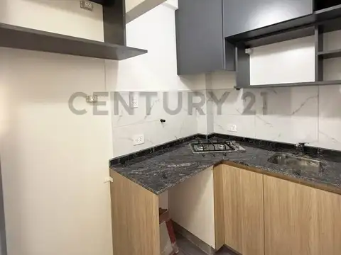 Monteagudo 100, Piso 0