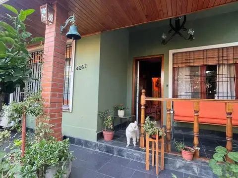 Salvador Soreda  al 4200