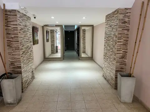 Hernandez 100, Piso 6