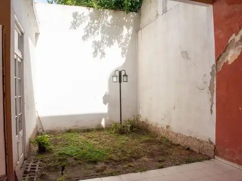 General Madariaga 200