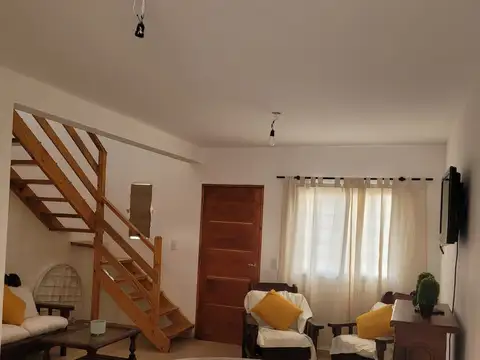 Depto Tipo Casa en Venta con 2 cocheras
