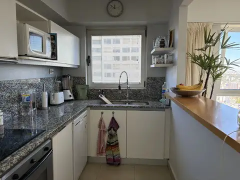 Departamento en Alquiler con 2 cocheras