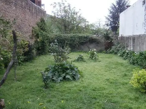 Casa - Venta - Argentina, LANUS - UCRANIA 2037