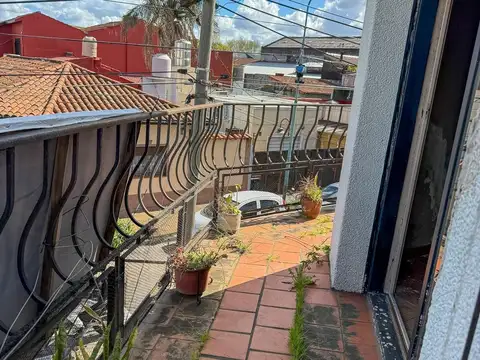 Depto Tipo Casa en Venta de 4 ambientes