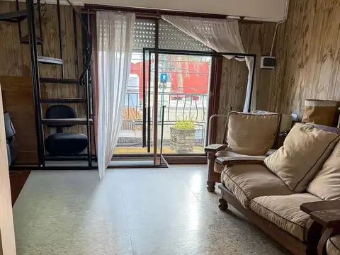 Depto Tipo Casa en Venta de 3 dormitorios