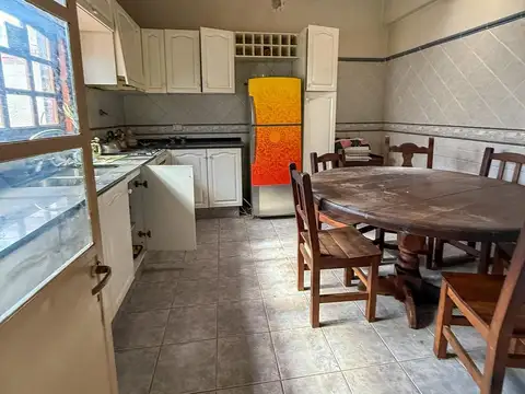 Depto Tipo Casa en Venta 50 años