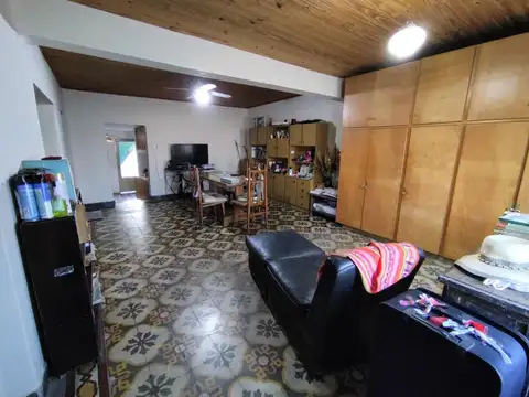 Depto Tipo Casa 5 ambientes con 1 baño