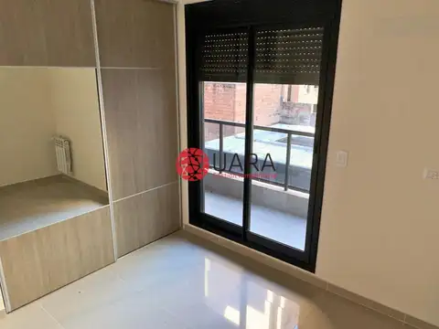 Tránsito Cáceres De Allende 400, Piso 6°