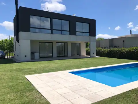 Casa en Venta de 4 dormitorios