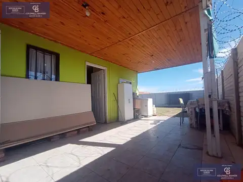 Casa 3 ambientes con 1 baño