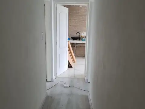 Hermoso vivienda con pileta en Barrio Santa Ana