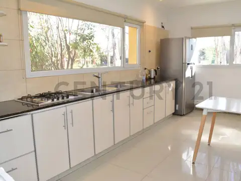 Chula Vista , Piso 0