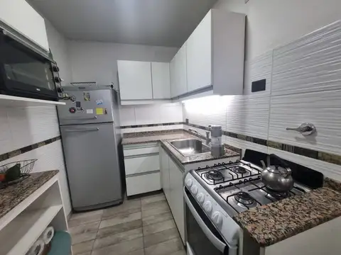 CASA 4 AMBIENTE VENTA APTA CREDITO BURZACO