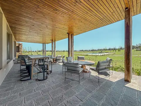 Terreno en Venta 20  mts Frente